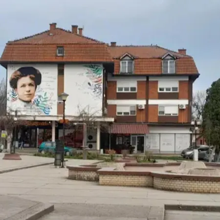 Apartman Tiski Cvet Titel